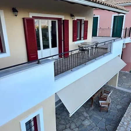 Villa Stone Maria Galaxídhion