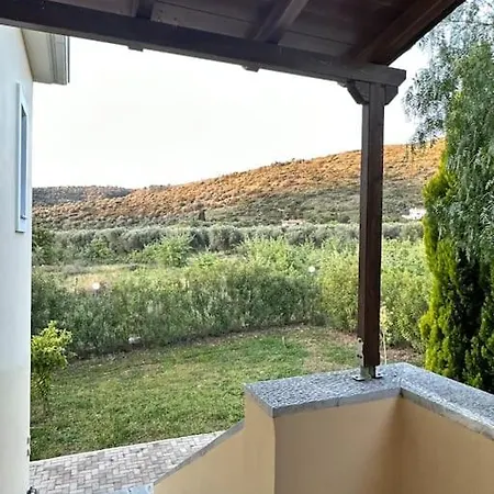 Stone Maria * Galaxídhion