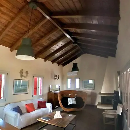 Stone Maria Galaxídhion