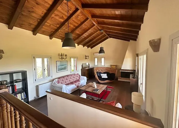 Stone Maria * Galaxidi